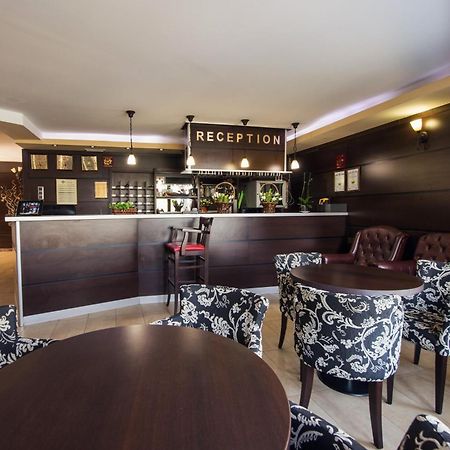 Family Hotel Hebar باتاك المظهر الخارجي الصورة