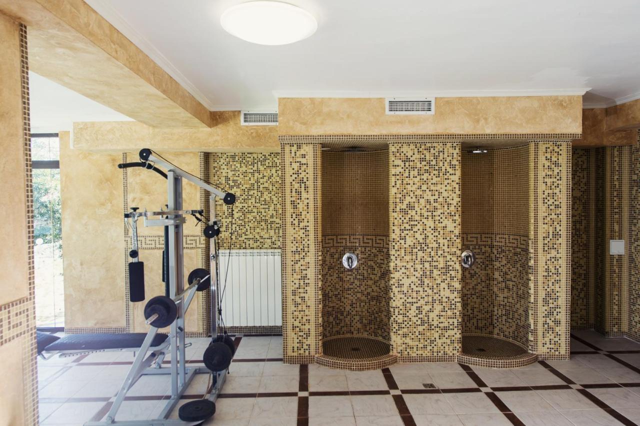 Family Hotel Hebar باتاك المظهر الخارجي الصورة