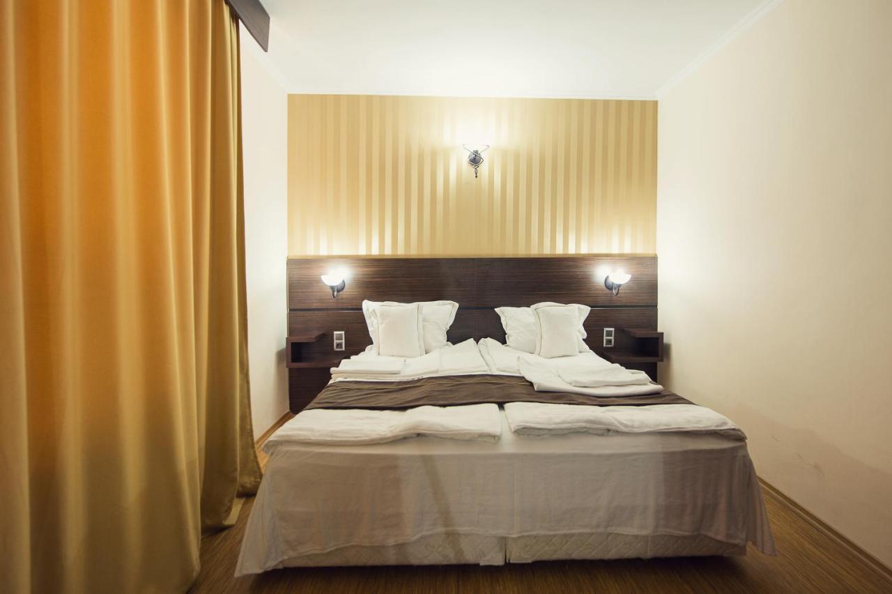 Family Hotel Hebar باتاك المظهر الخارجي الصورة