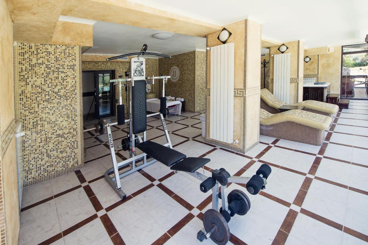 Family Hotel Hebar باتاك المظهر الخارجي الصورة