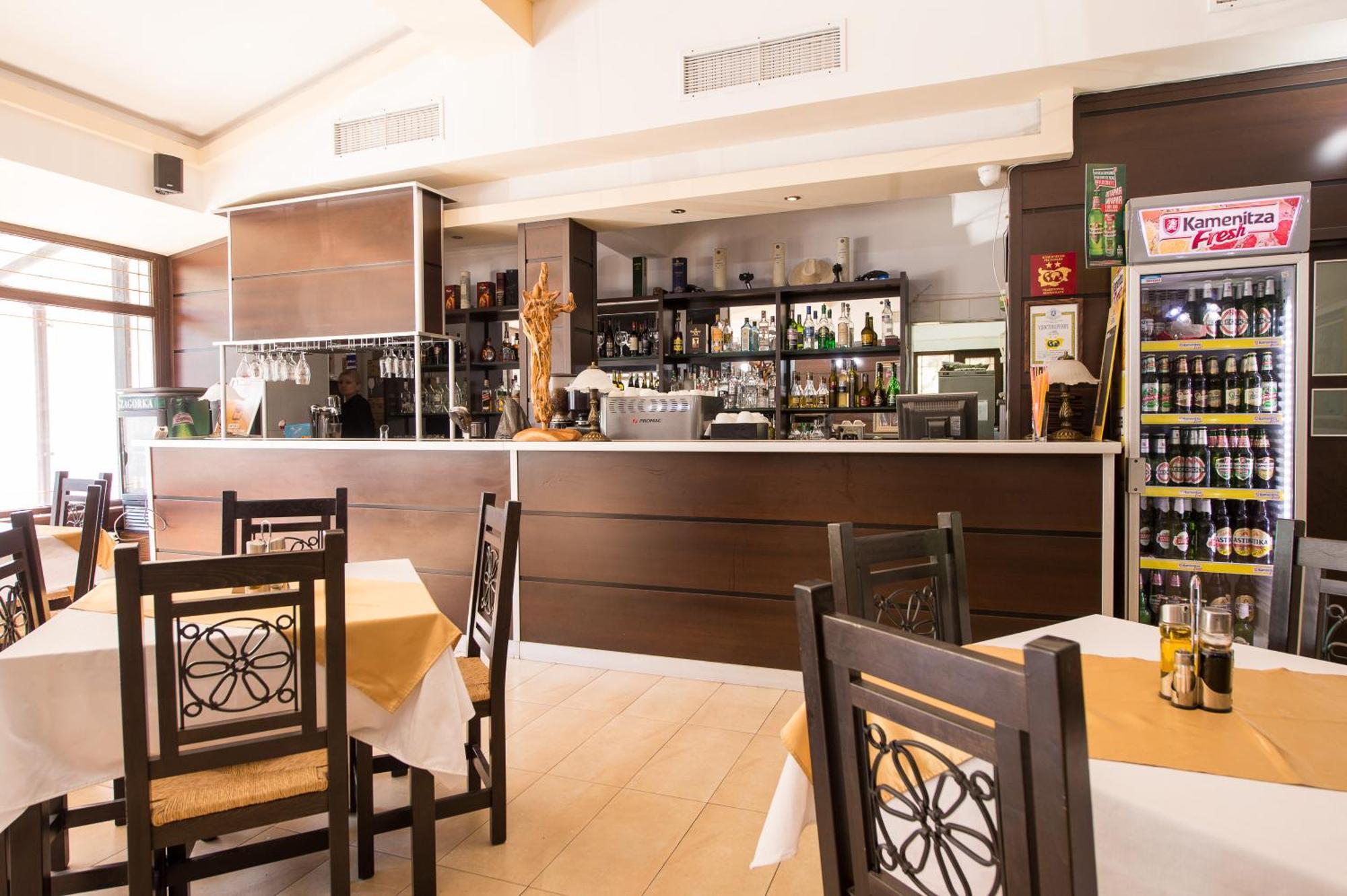 Family Hotel Hebar باتاك المظهر الخارجي الصورة